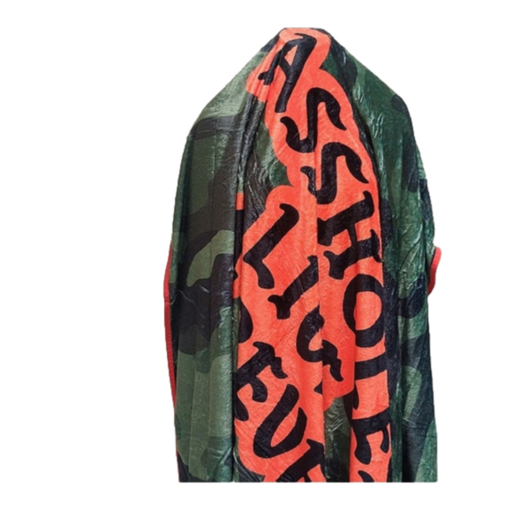 NWOT ALF CAMO FLEECE Blanket Throw Cozy Free Gift - Picture 2 of 4